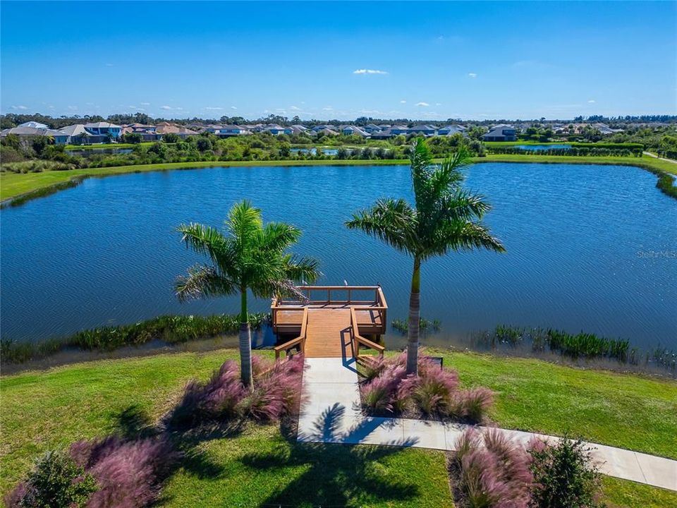 For Sale: $775,000 (4 beds, 3 baths, 2940 Square Feet)