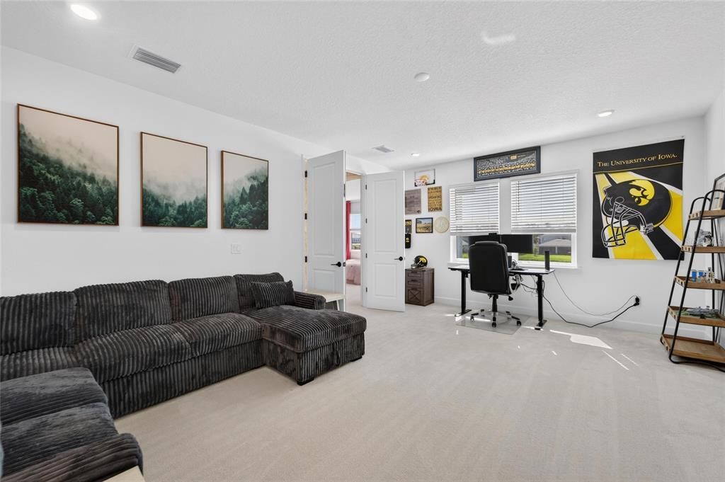 For Sale: $775,000 (4 beds, 3 baths, 2940 Square Feet)