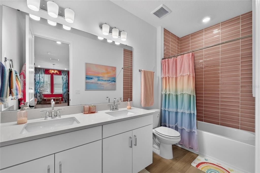 For Sale: $775,000 (4 beds, 3 baths, 2940 Square Feet)