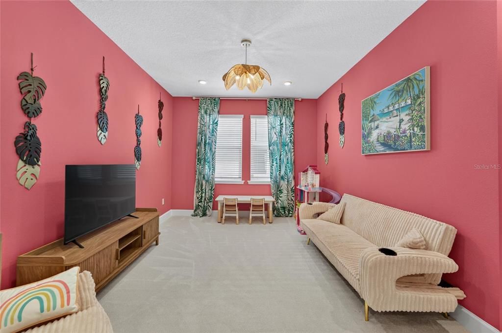 For Sale: $775,000 (4 beds, 3 baths, 2940 Square Feet)