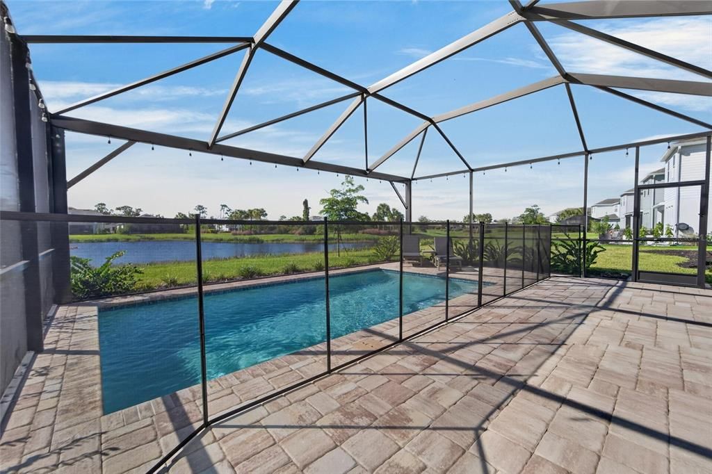 For Sale: $775,000 (4 beds, 3 baths, 2940 Square Feet)