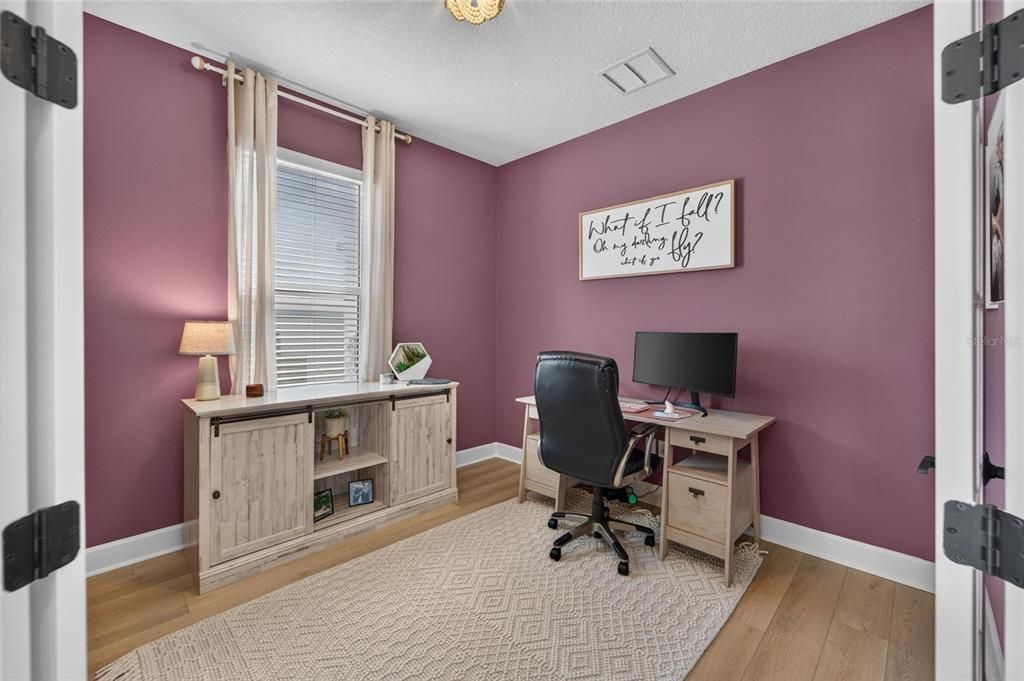 For Sale: $775,000 (4 beds, 3 baths, 2940 Square Feet)