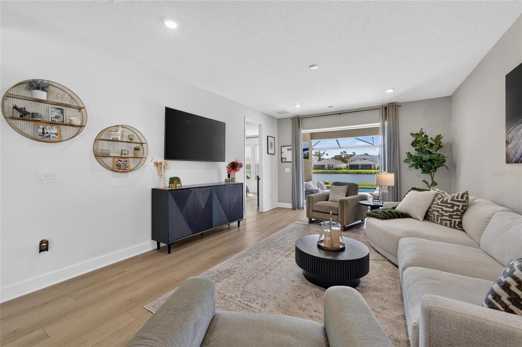 For Sale: $775,000 (4 beds, 3 baths, 2940 Square Feet)