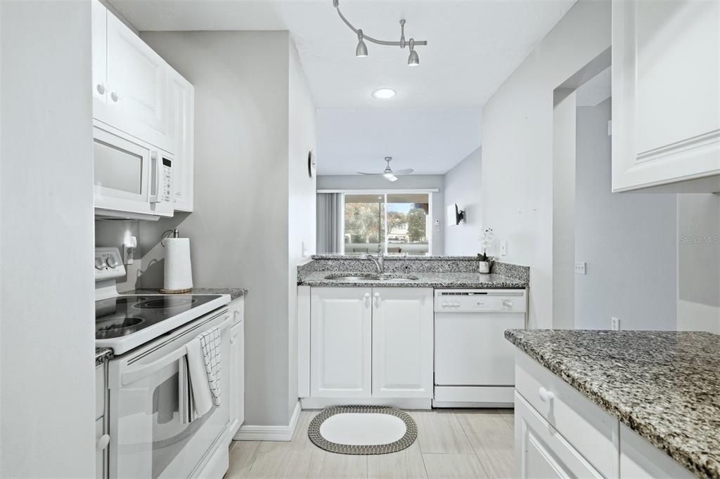 En Venta: $285,000 (2 camas, 2 baños, 1008 Pies cuadrados)
