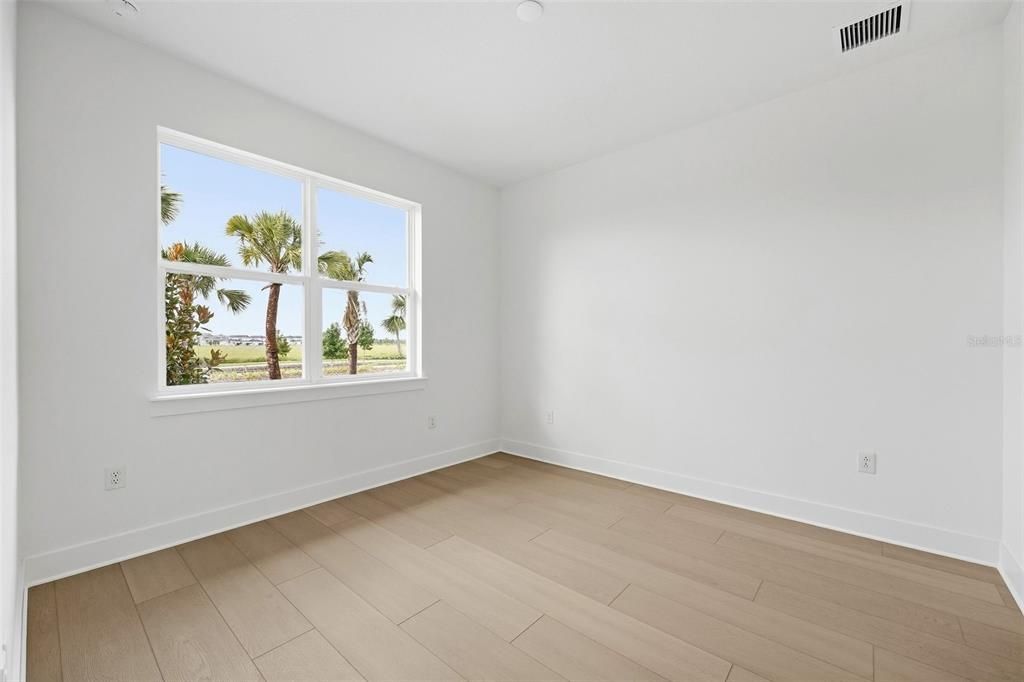 En Venta: $695,000 (3 camas, 3 baños, 2002 Pies cuadrados)