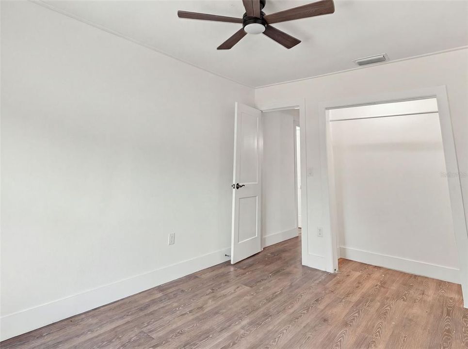 For Sale: $249,900 (3 beds, 2 baths, 1327 Square Feet)