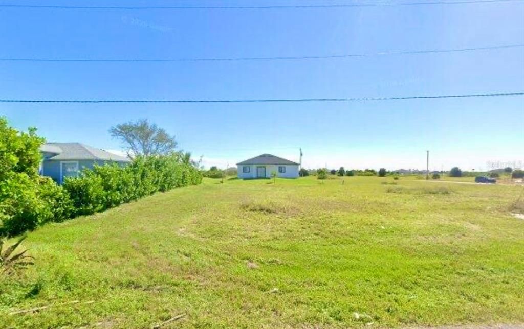 待售: $32,000 (0.24 acres)