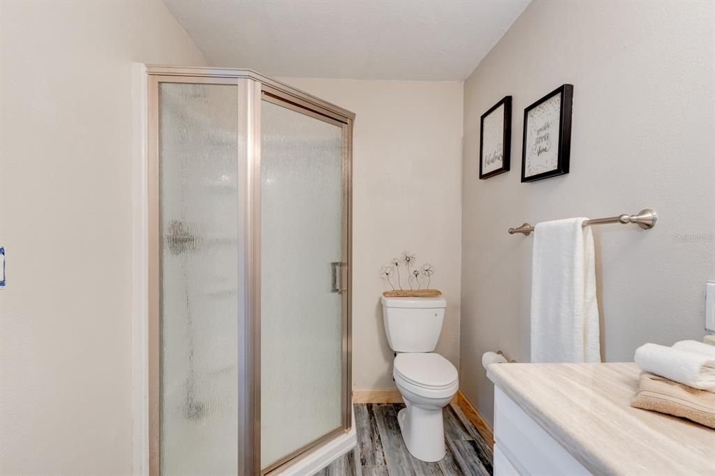 En Venta: $499,000 (2 camas, 2 baños, 1800 Pies cuadrados)