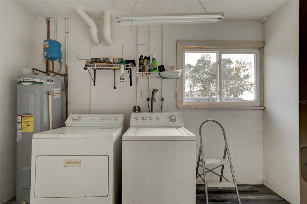 En Venta: $499,000 (2 camas, 2 baños, 1800 Pies cuadrados)
