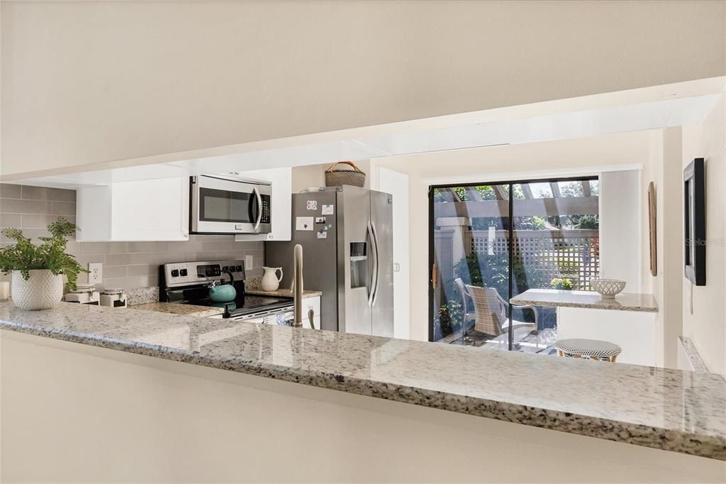En Venta: $355,700 (2 camas, 2 baños, 1236 Pies cuadrados)