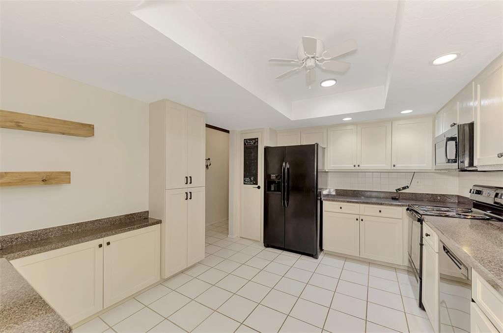 En Venta: $399,000 (3 camas, 2 baños, 1827 Pies cuadrados)