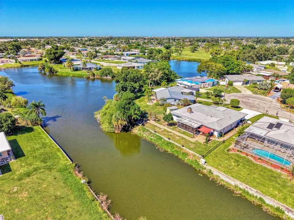 En Venta: $399,000 (3 camas, 2 baños, 1827 Pies cuadrados)
