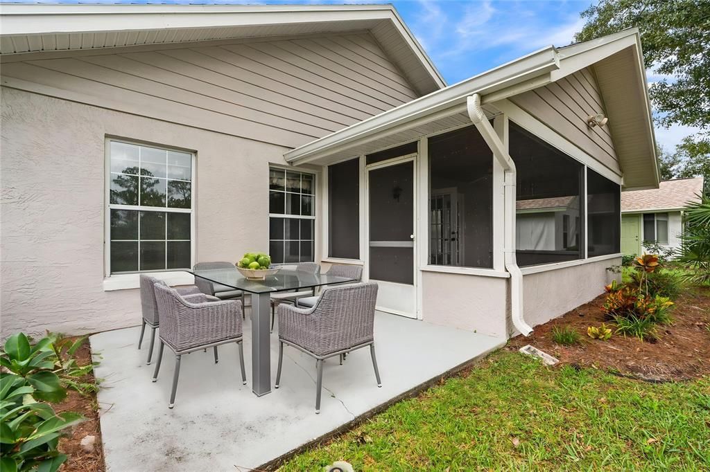 For Sale: $279,000 (2 beds, 2 baths, 1581 Square Feet)