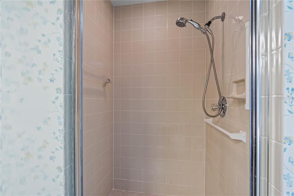 For Sale: $279,000 (2 beds, 2 baths, 1581 Square Feet)