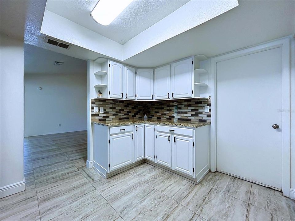 На продажу: $449,000 (3 спален, 2 ванн, 1176 Квадратных фут)