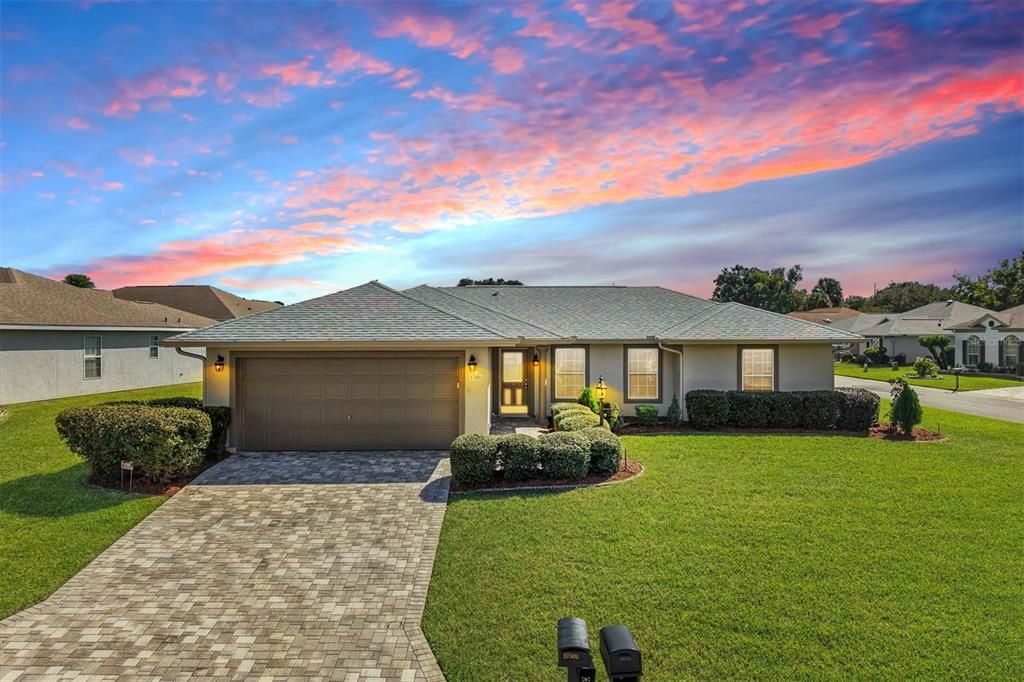 En Venta: $249,900 (3 camas, 2 baños, 1331 Pies cuadrados)