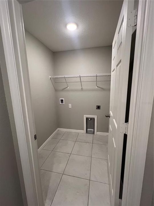 En Venta: $279,900 (4 camas, 2 baños, 1594 Pies cuadrados)