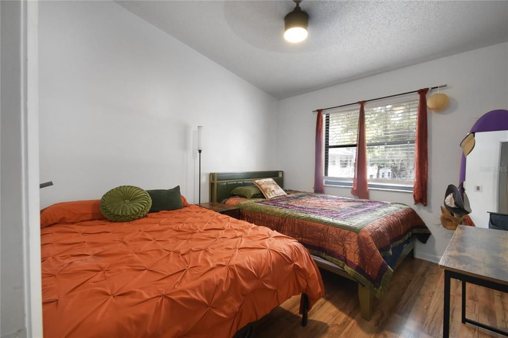 En Venta: $208,000 (2 camas, 2 baños, 902 Pies cuadrados)
