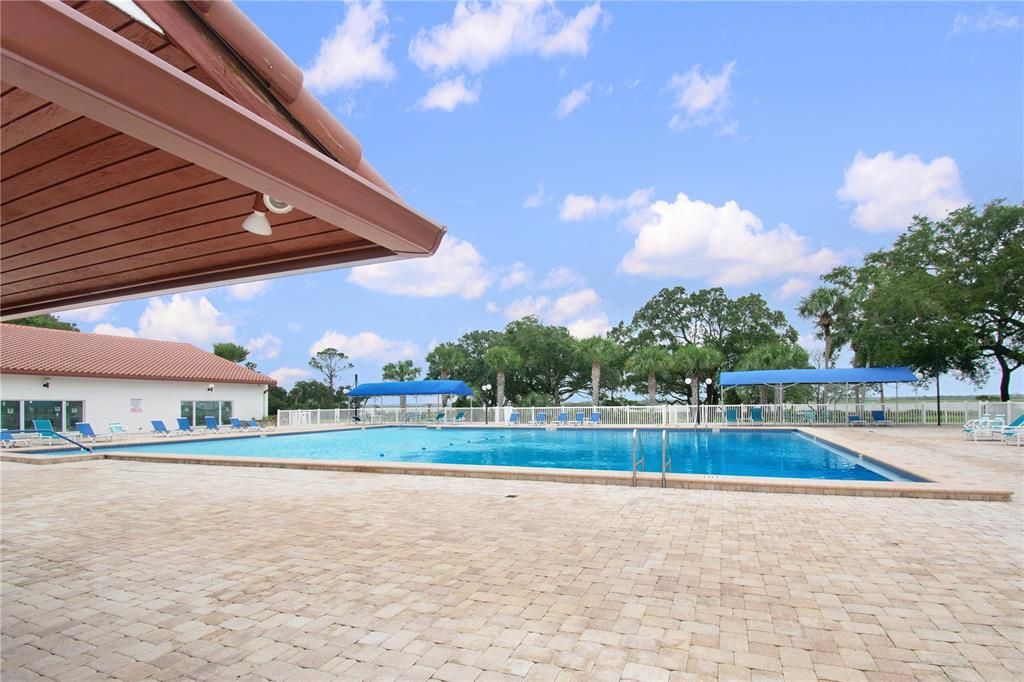En Venta: $208,000 (2 camas, 2 baños, 902 Pies cuadrados)