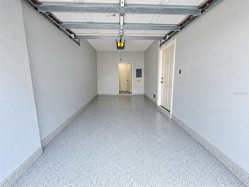For Sale: $284,900 (2 beds, 2 baths, 1165 Square Feet)
