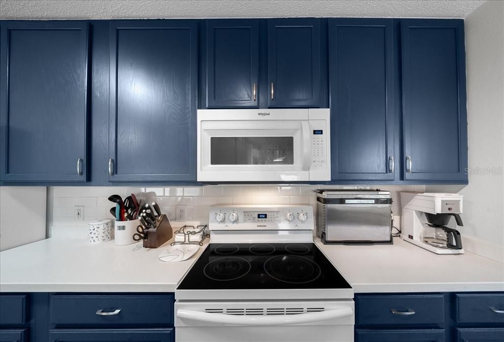 For Sale: $240,000 (2 beds, 2 baths, 1682 Square Feet)