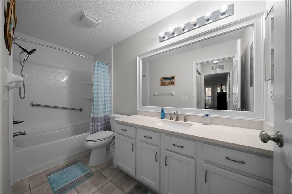 For Sale: $240,000 (2 beds, 2 baths, 1682 Square Feet)