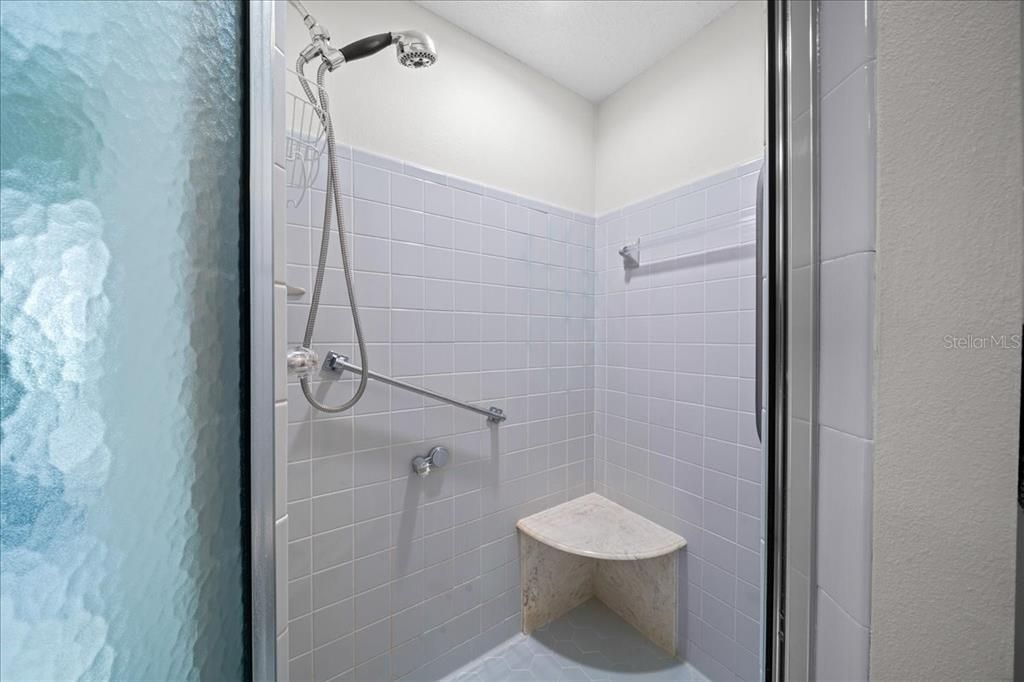 For Sale: $240,000 (2 beds, 2 baths, 1682 Square Feet)