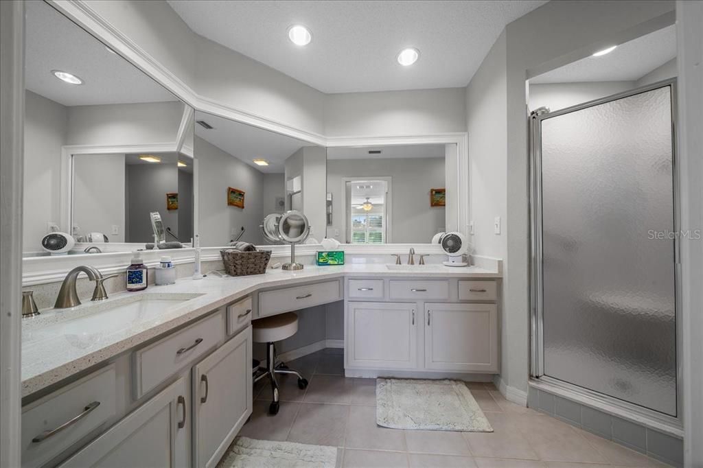 For Sale: $240,000 (2 beds, 2 baths, 1682 Square Feet)