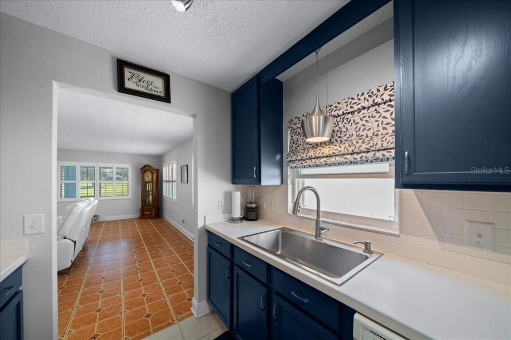 For Sale: $240,000 (2 beds, 2 baths, 1682 Square Feet)