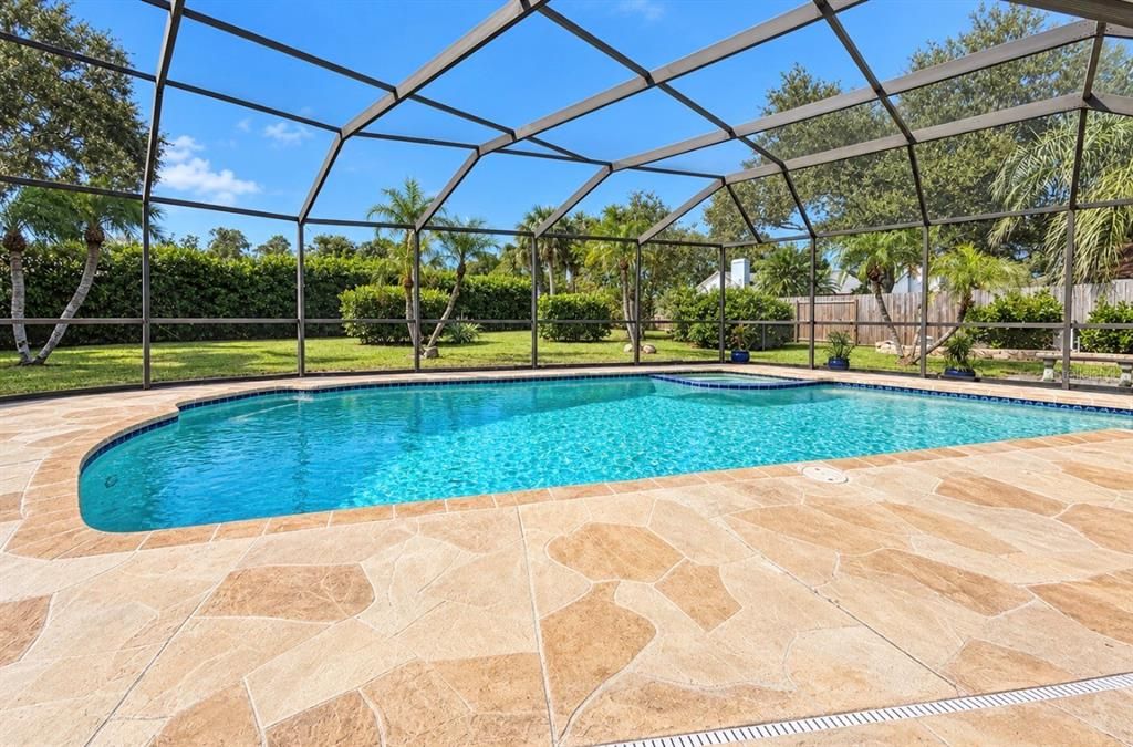 En Venta: $699,000 (3 camas, 2 baños, 1931 Pies cuadrados)
