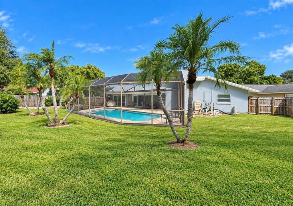 En Venta: $699,000 (3 camas, 2 baños, 1931 Pies cuadrados)