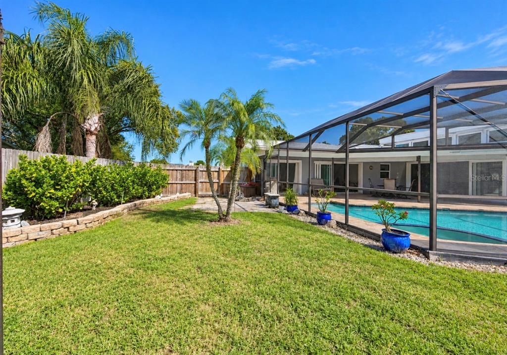 En Venta: $699,000 (3 camas, 2 baños, 1931 Pies cuadrados)