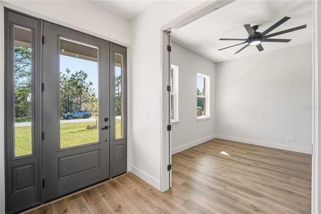 For Sale: $829,000 (4 beds, 3 baths, 2922 Square Feet)