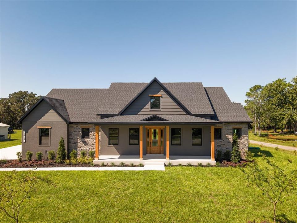 For Sale: $829,000 (4 beds, 3 baths, 2922 Square Feet)