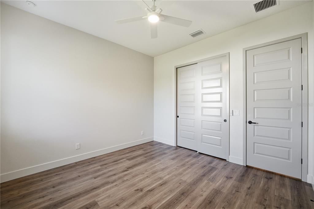 For Sale: $829,000 (4 beds, 3 baths, 2922 Square Feet)