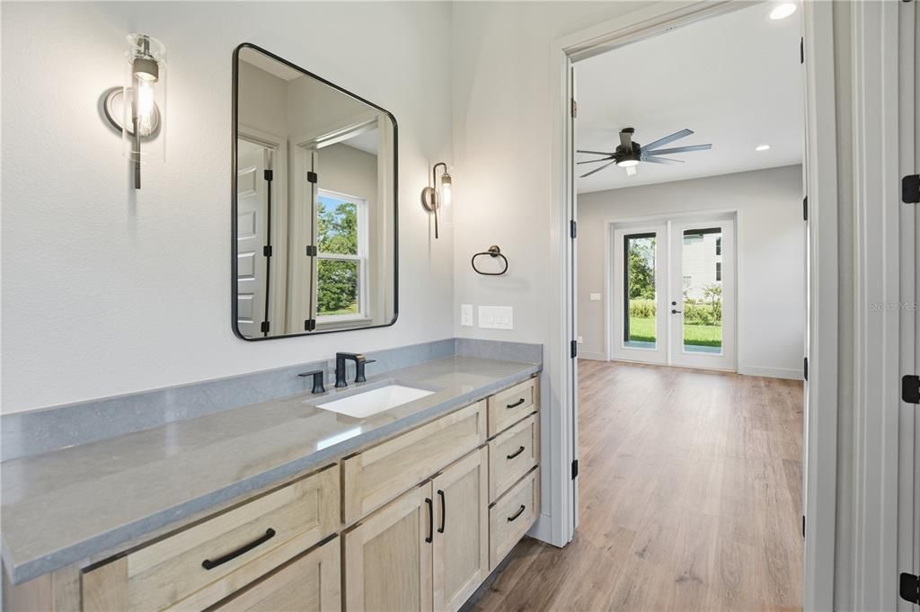 For Sale: $829,000 (4 beds, 3 baths, 2922 Square Feet)