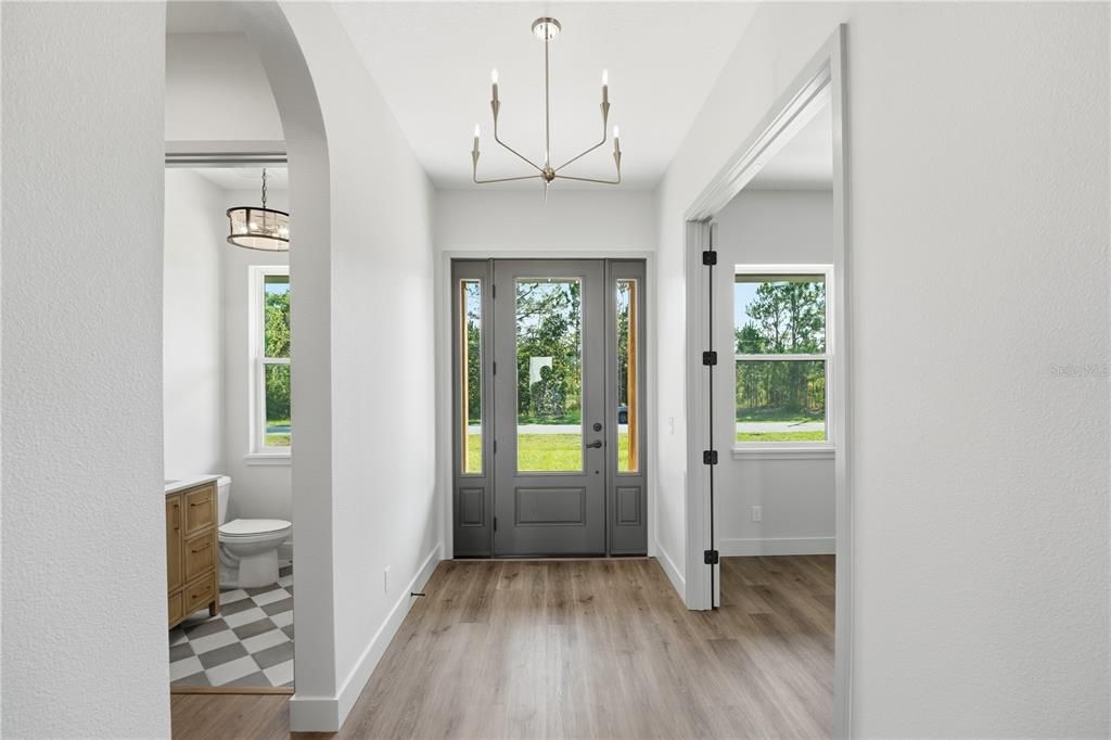 For Sale: $829,000 (4 beds, 3 baths, 2922 Square Feet)