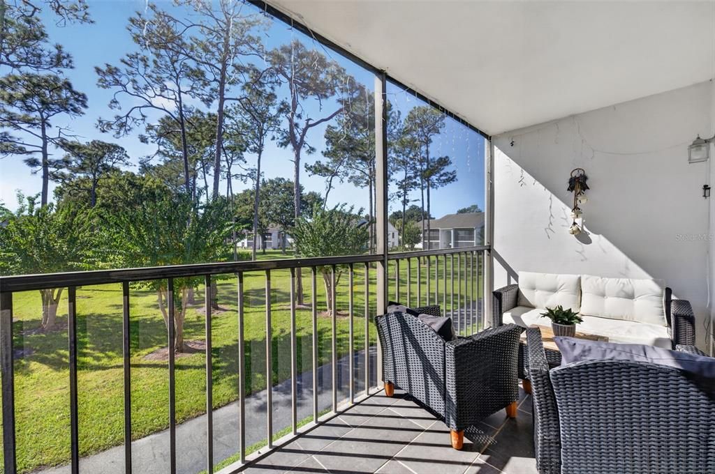 For Sale: $190,000 (2 beds, 2 baths, 1064 Square Feet)