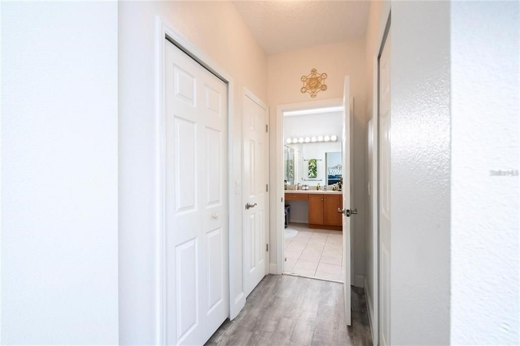 For Sale: $559,900 (4 beds, 3 baths, 2311 Square Feet)