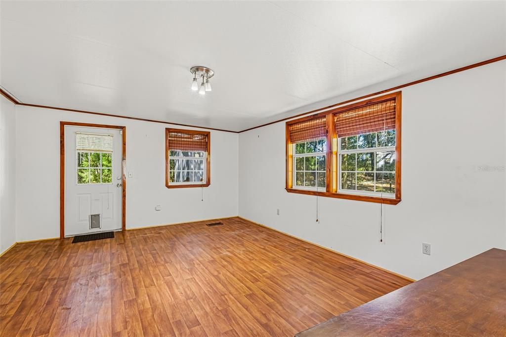 En Venta: $199,000 (3 camas, 2 baños, 1496 Pies cuadrados)