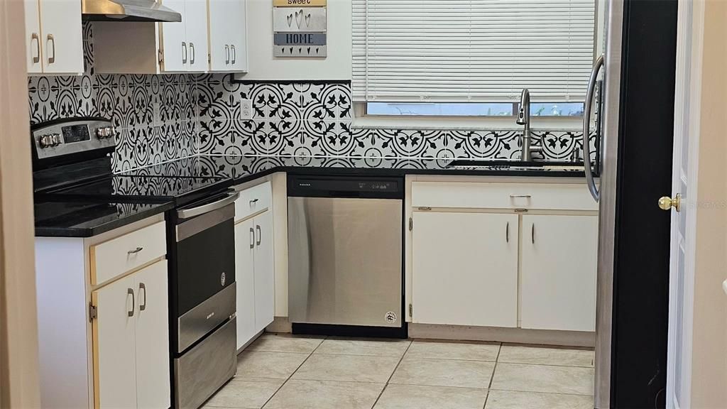 En Venta: $339,500 (3 camas, 2 baños, 1246 Pies cuadrados)