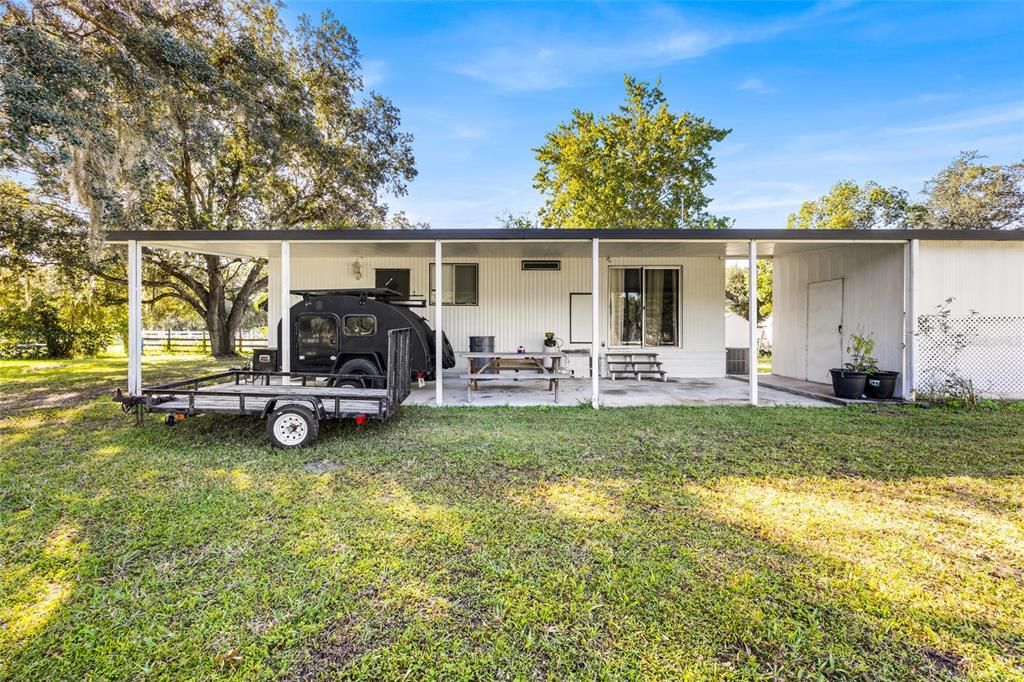 For Sale: $347,777 (2 beds, 2 baths, 865 Square Feet)