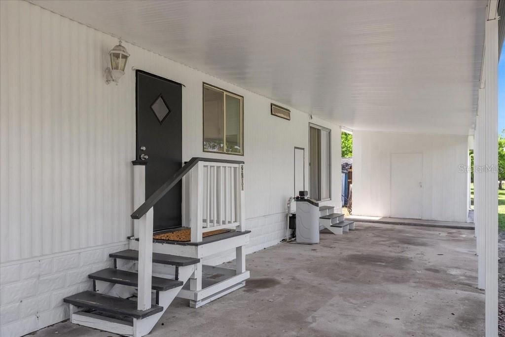For Sale: $347,777 (2 beds, 2 baths, 865 Square Feet)