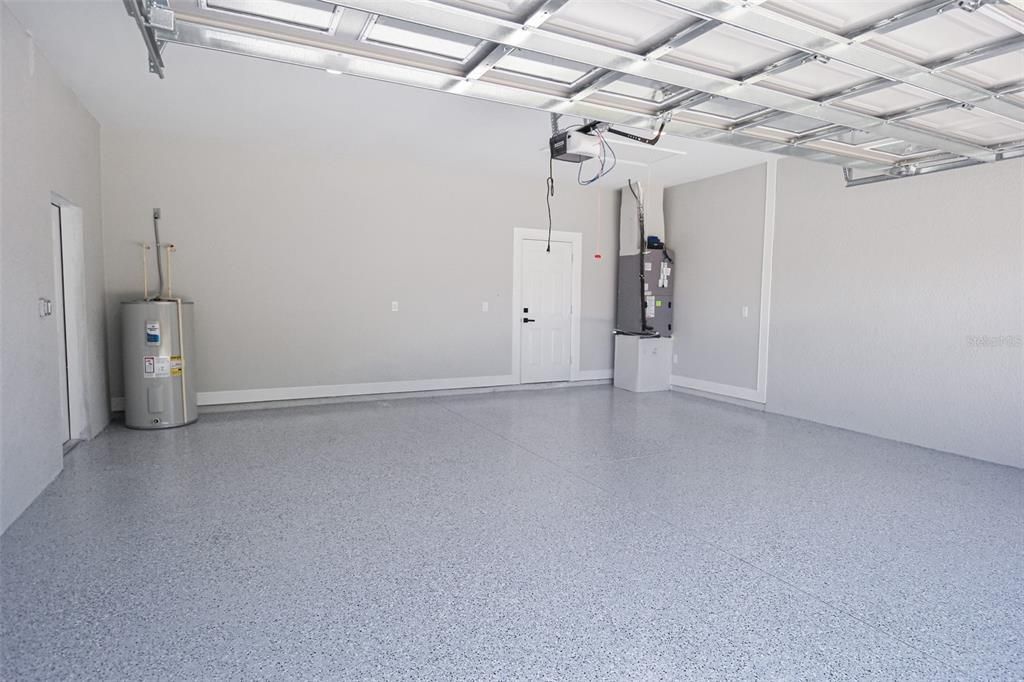 For Sale: $334,900 (3 beds, 3 baths, 1505 Square Feet)