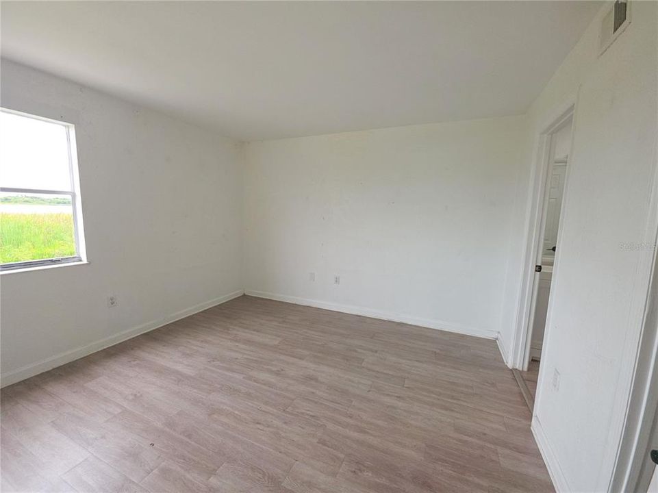 На продажу: $160,000 (3 спален, 2 ванн, 1155 Квадратных фут)