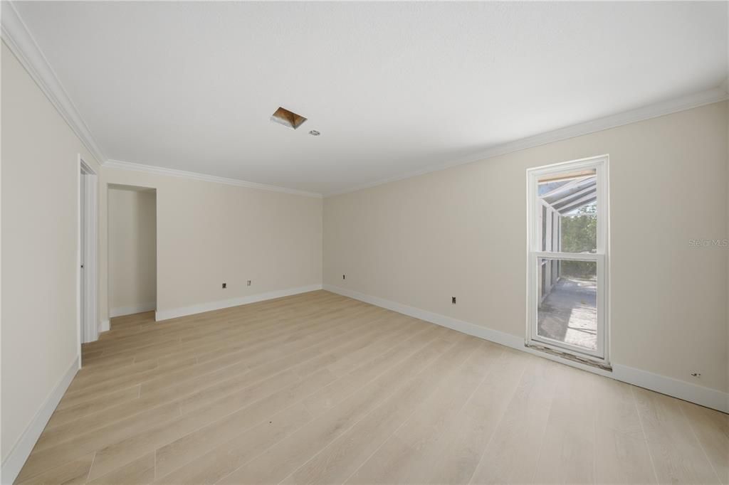 En Venta: $545,000 (3 camas, 2 baños, 1644 Pies cuadrados)