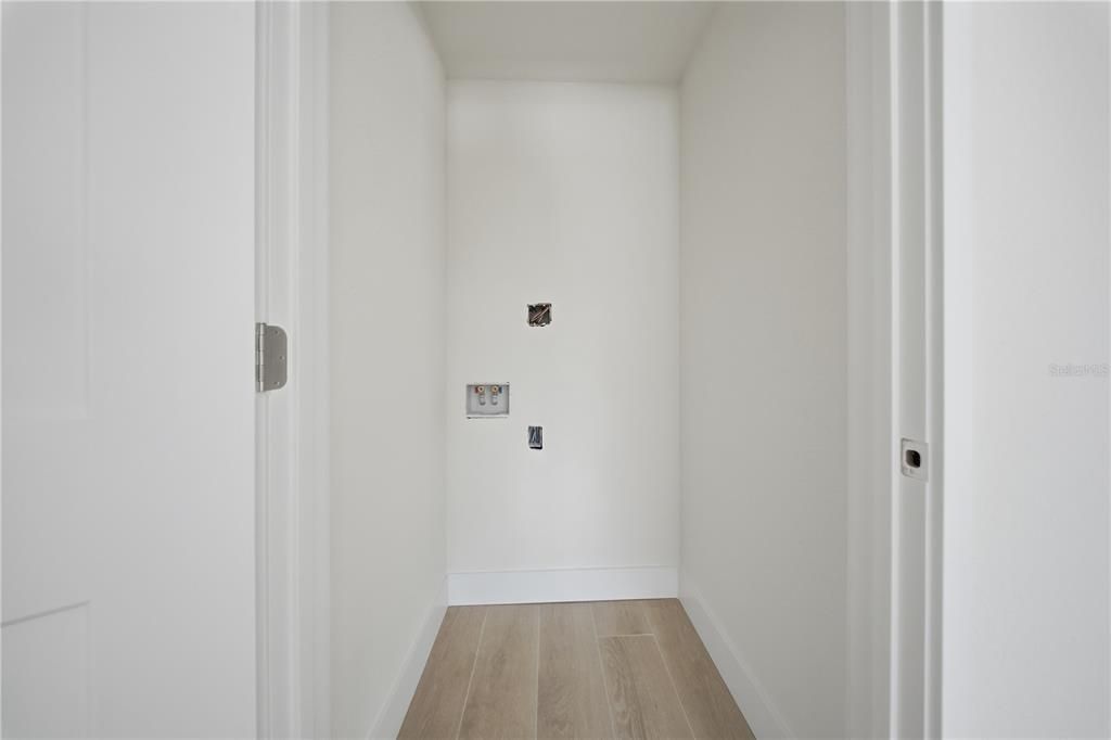En Venta: $545,000 (3 camas, 2 baños, 1644 Pies cuadrados)