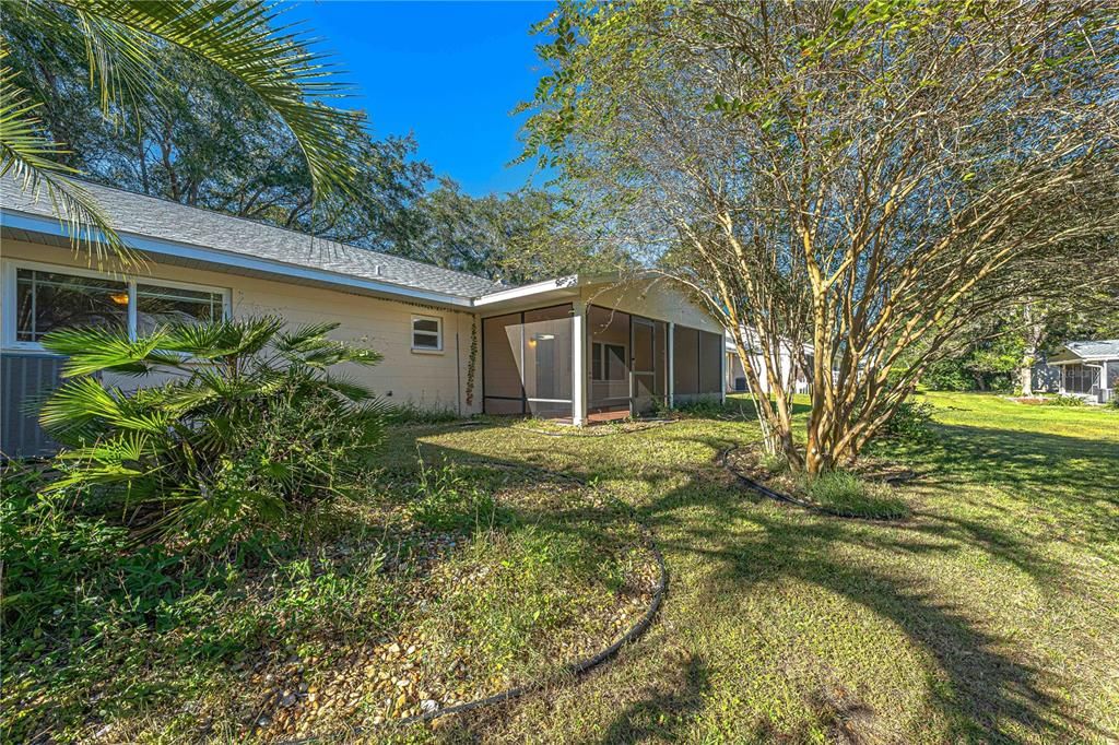 For Sale: $165,900 (2 beds, 2 baths, 1541 Square Feet)