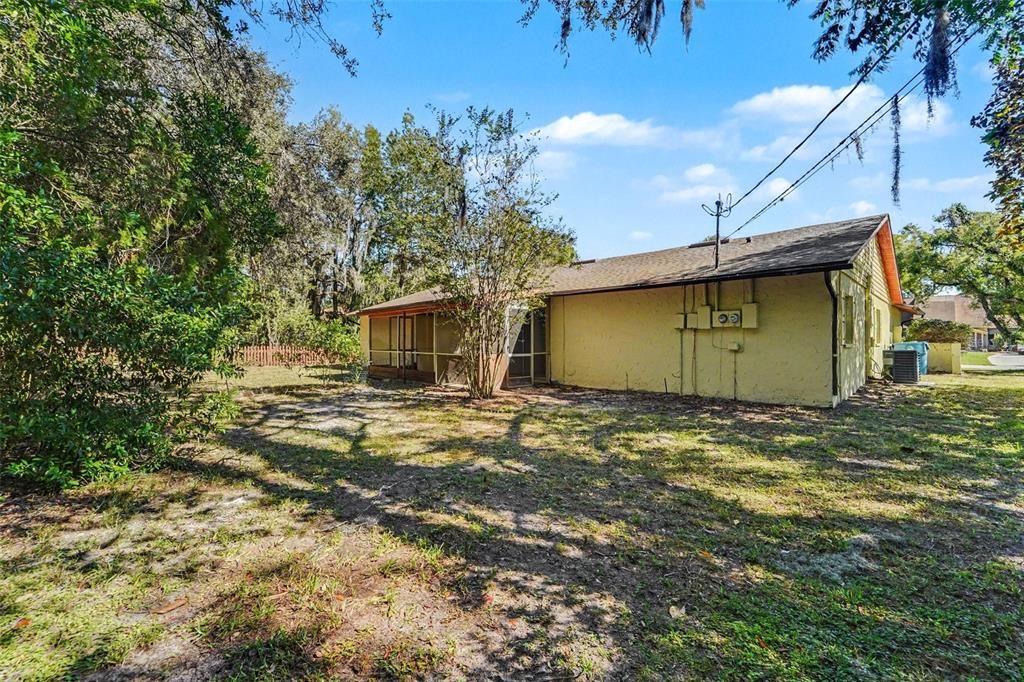 En Venta: $359,000 (4 camas, 0 baños, 2107 Pies cuadrados)