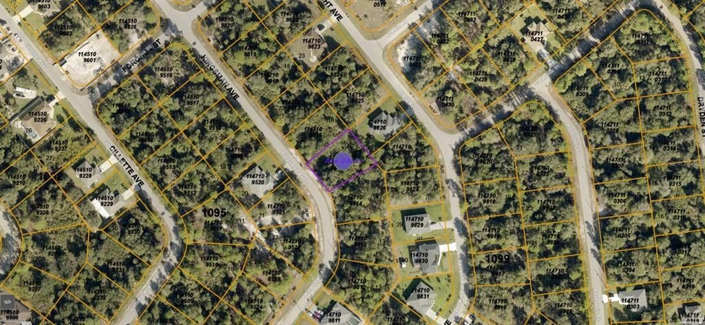 На продажу: $22,900 (0.27 acres)